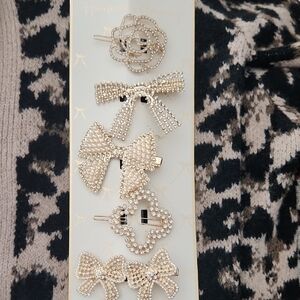 Elegant Gold Hair Clip Set